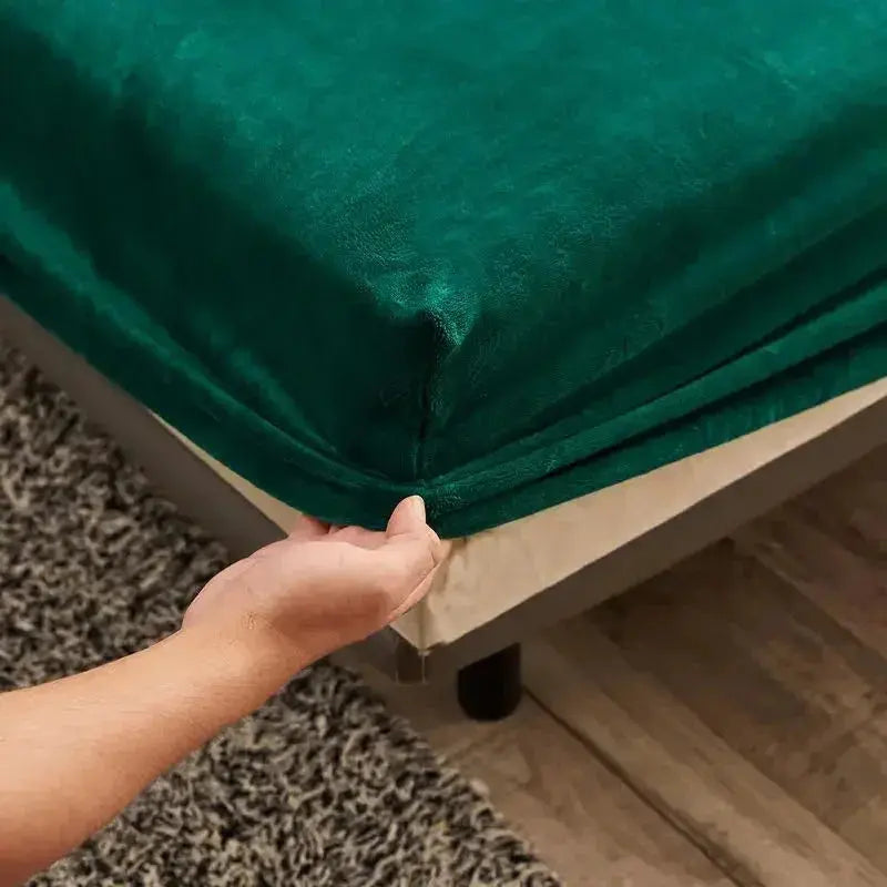 Flannel Fleece Bedding Set for Comfortable Sleep - Available in Various Sizes and Colours — Lifestyle 8