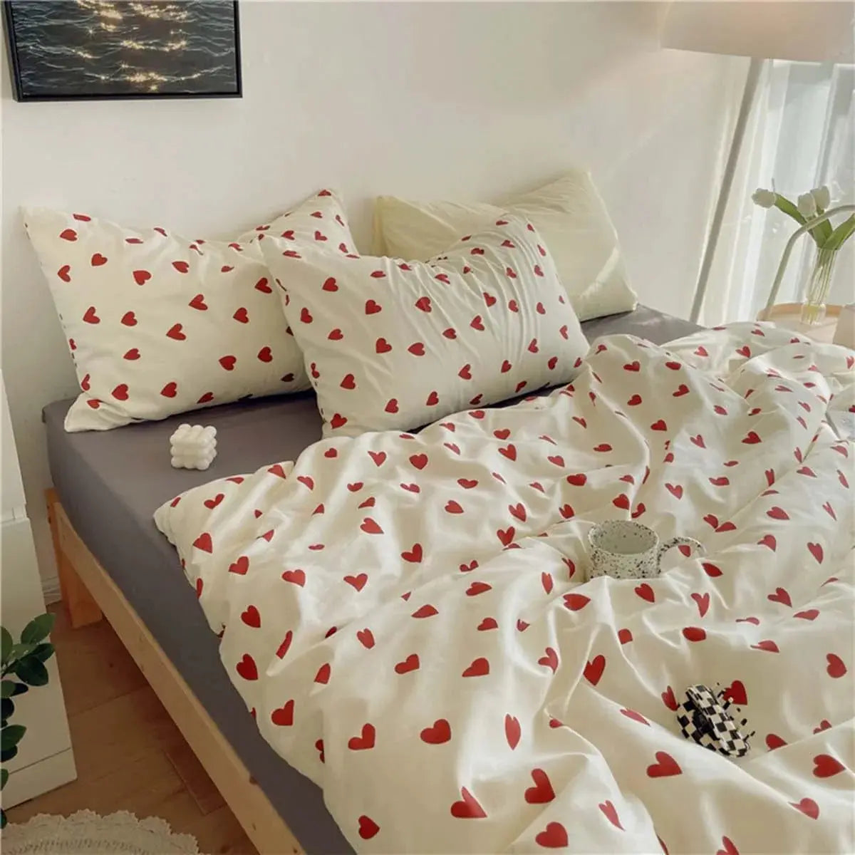 Korean Love Heart Bedding Set - 4 Piece Collection in Multiple Sizes for Comfortable Sleep — Lifestyle 2