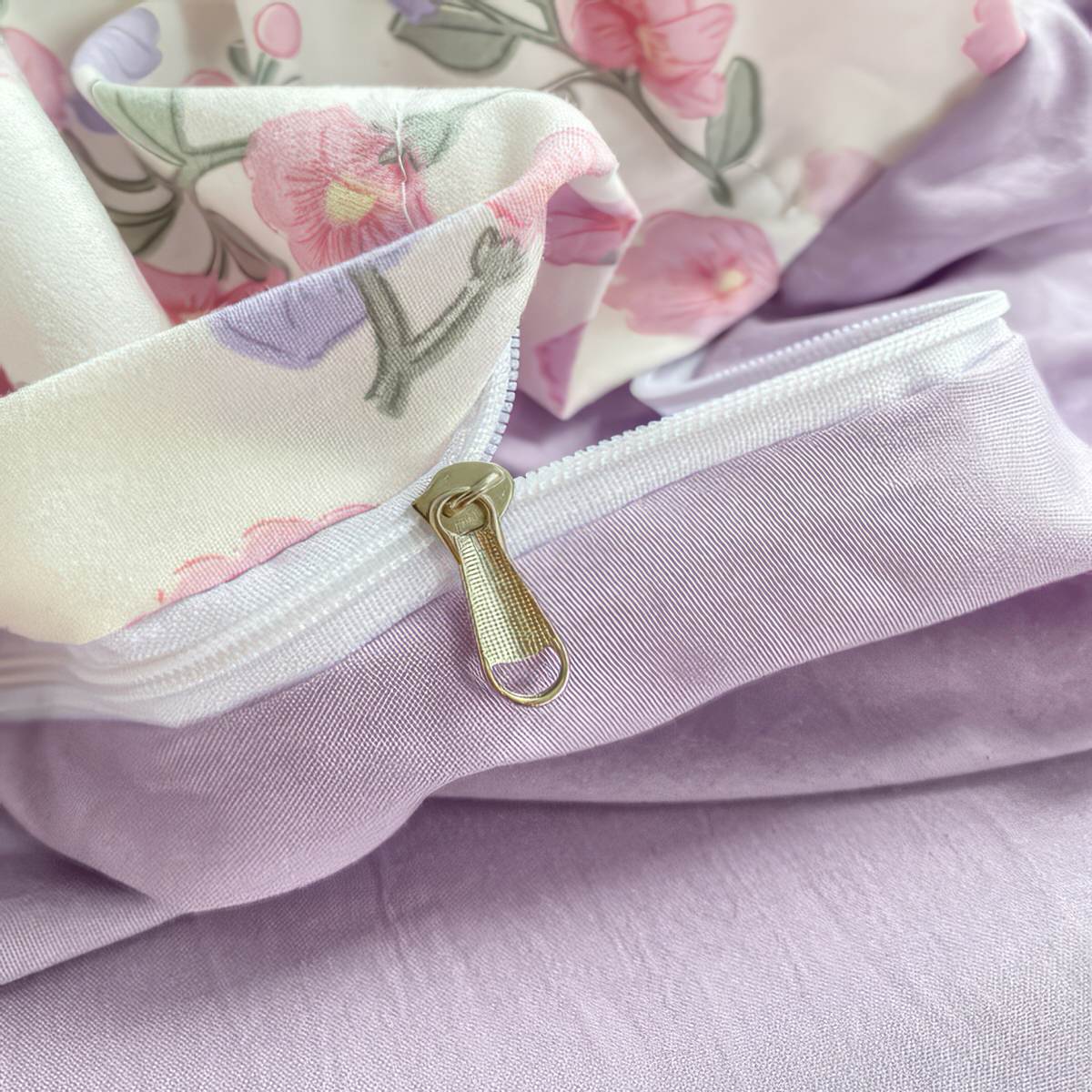 Lavender Floral Bedding Set — Soft-Touch Cotton Duvet & Pillowcases — Lifestyle 7