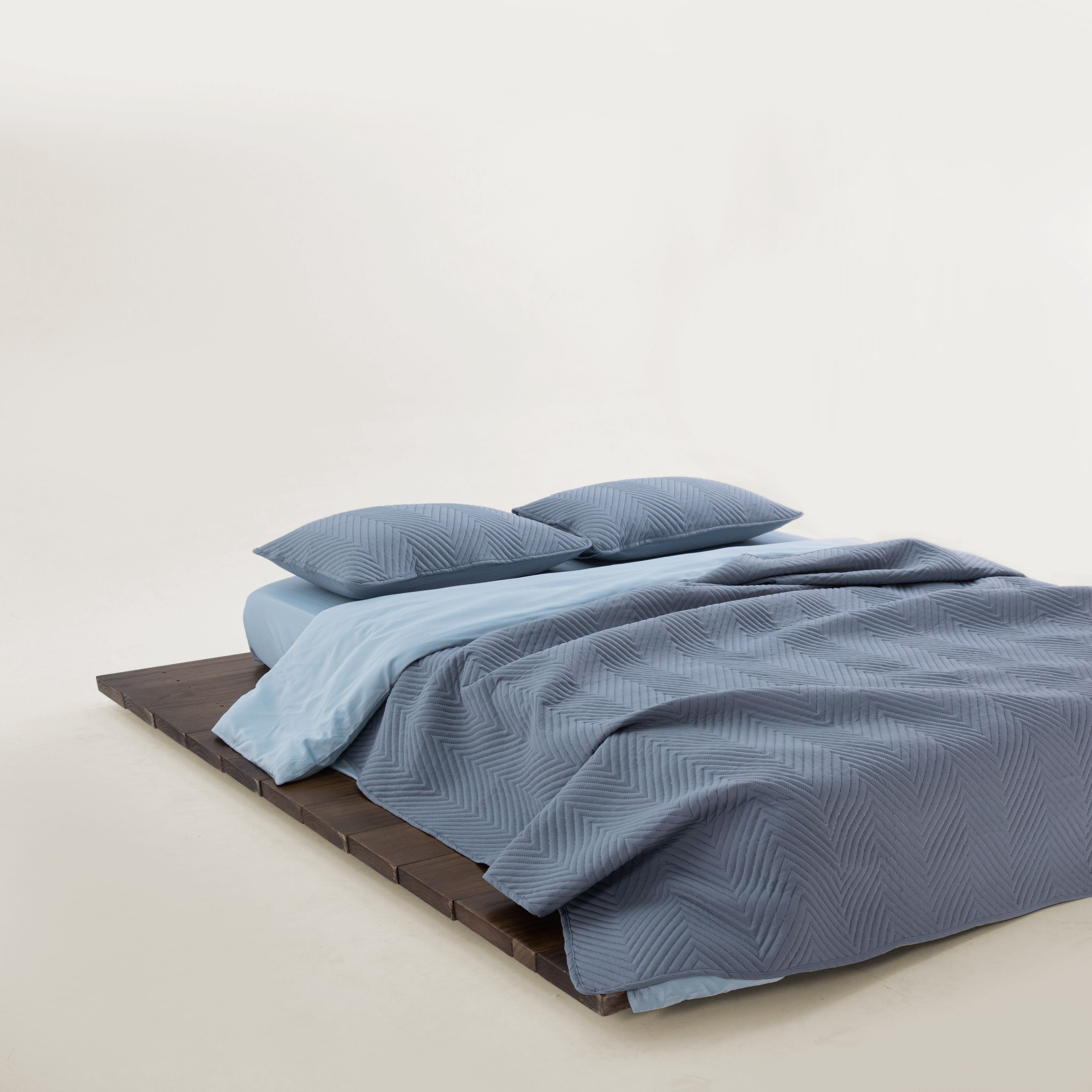Snag-Free Quilted Coverlet — Pet-Friendly Reinforced Stitch — Lifestyle 3
