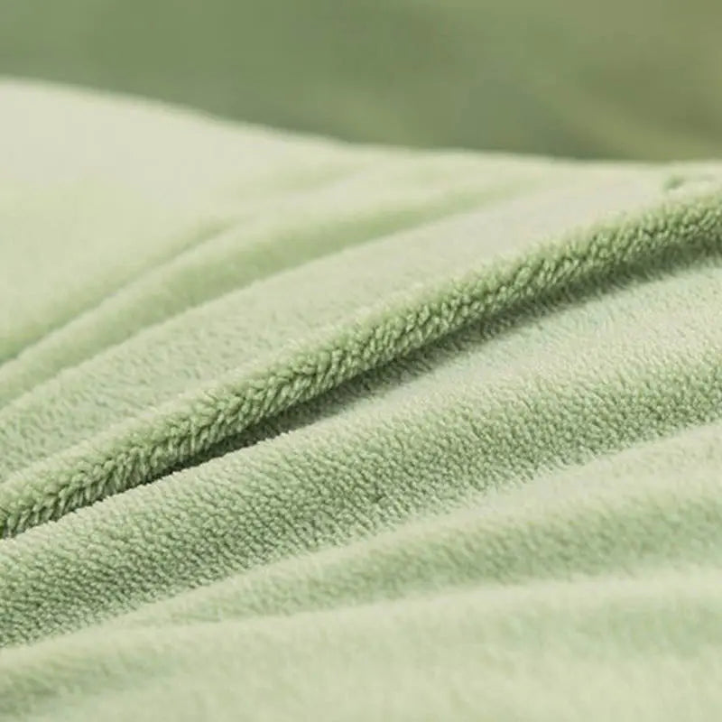 Coral Fleece Pillowcases for Winter Comfort - Set of 2, Available in Green, Gray, Blue, Pink, 48x74cm Size — Detail