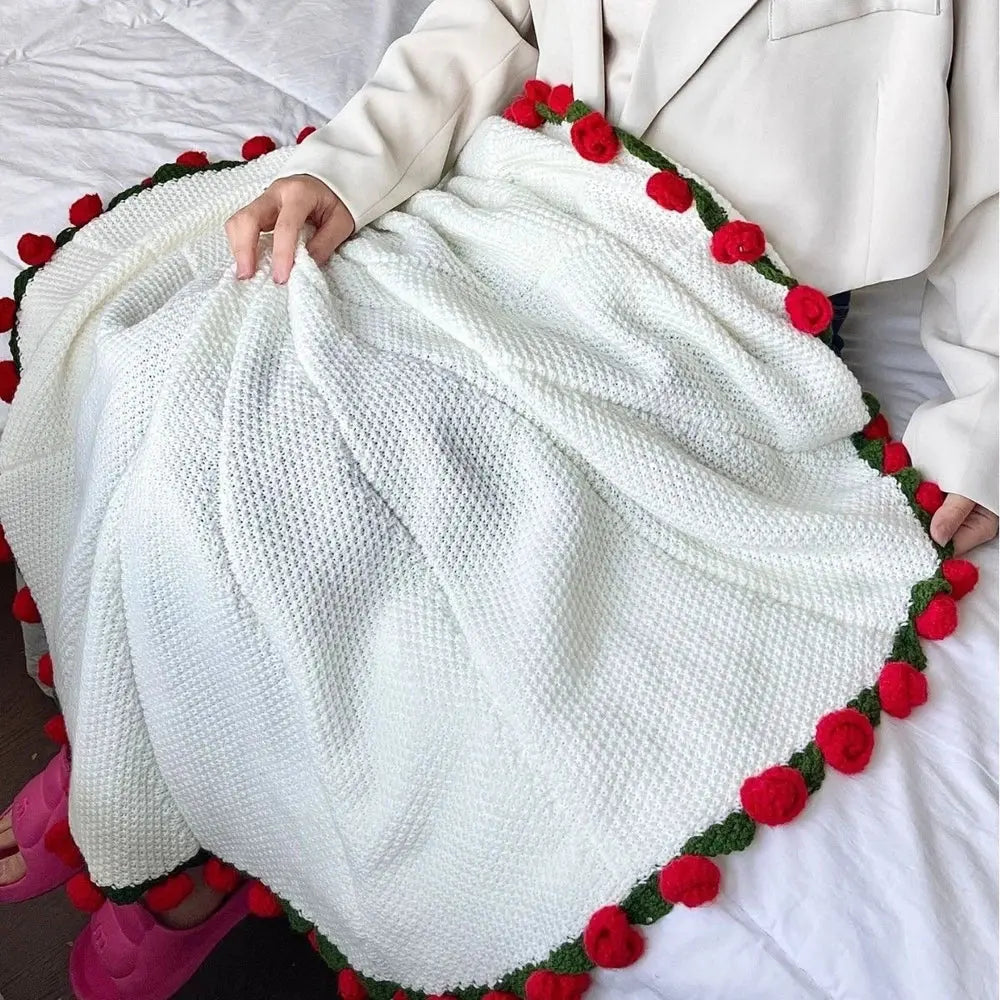 Forever Bloom Blanket: Soft, Cozy Sleep Companion in Red, Purple, Blue, Pink - Available in 110cm & 150cm Diameters — Lifesty