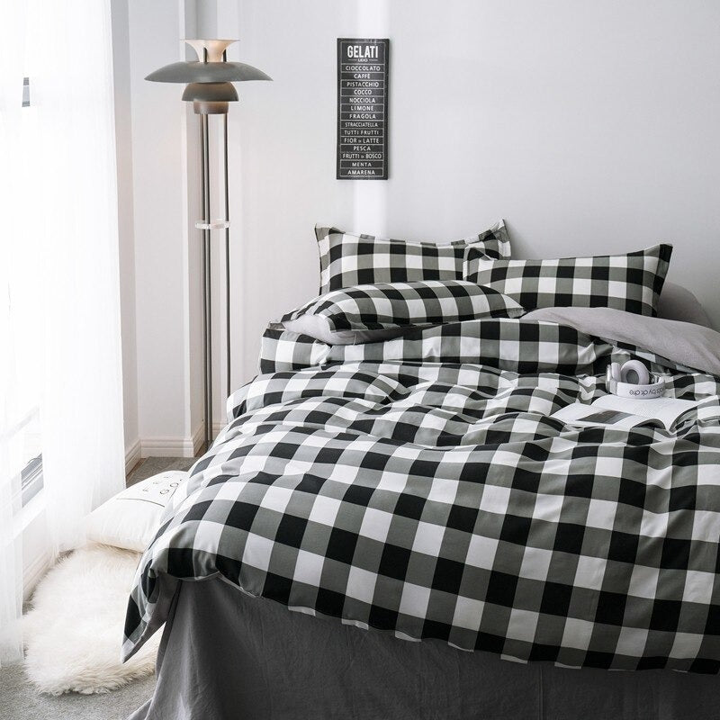 Heavy Grid Bedding Set — Soft-Touch Cotton Duvet & Pillowcases — Front view