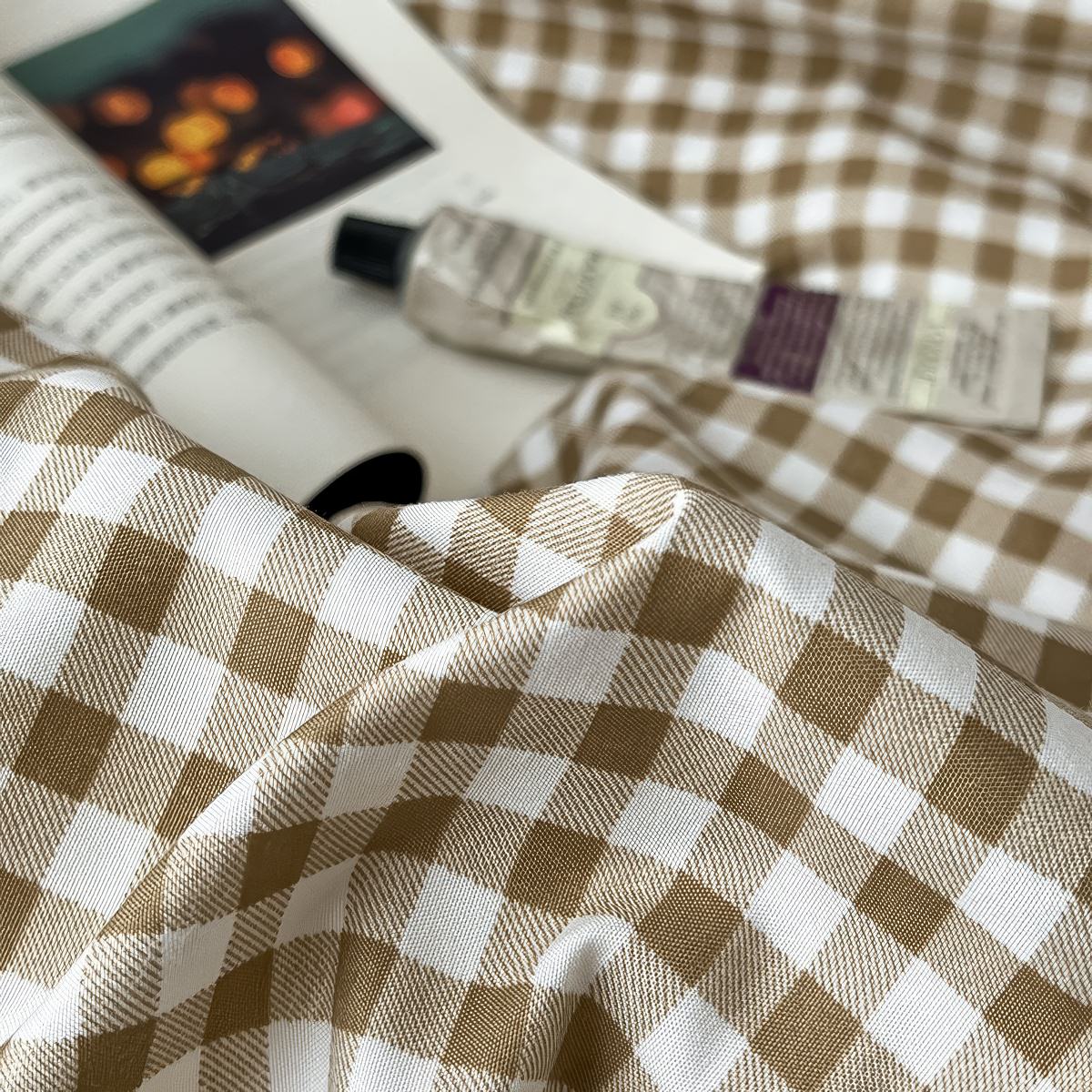 Light Brown Gingham Bedding Set — Cotton Duvet & Pillowcases — Detail