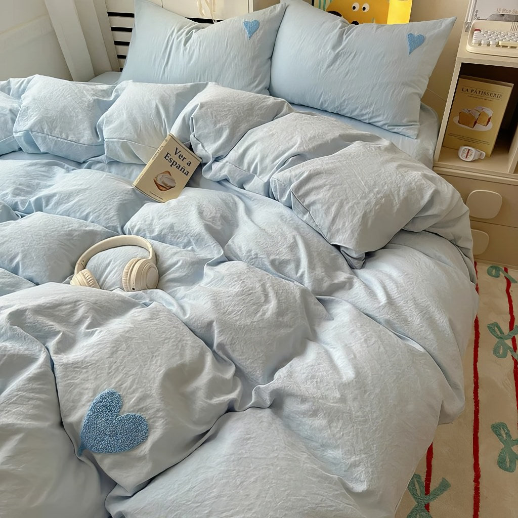 Blue Washed Cotton Bedding Set With Blue Embroidered Heart — Front view