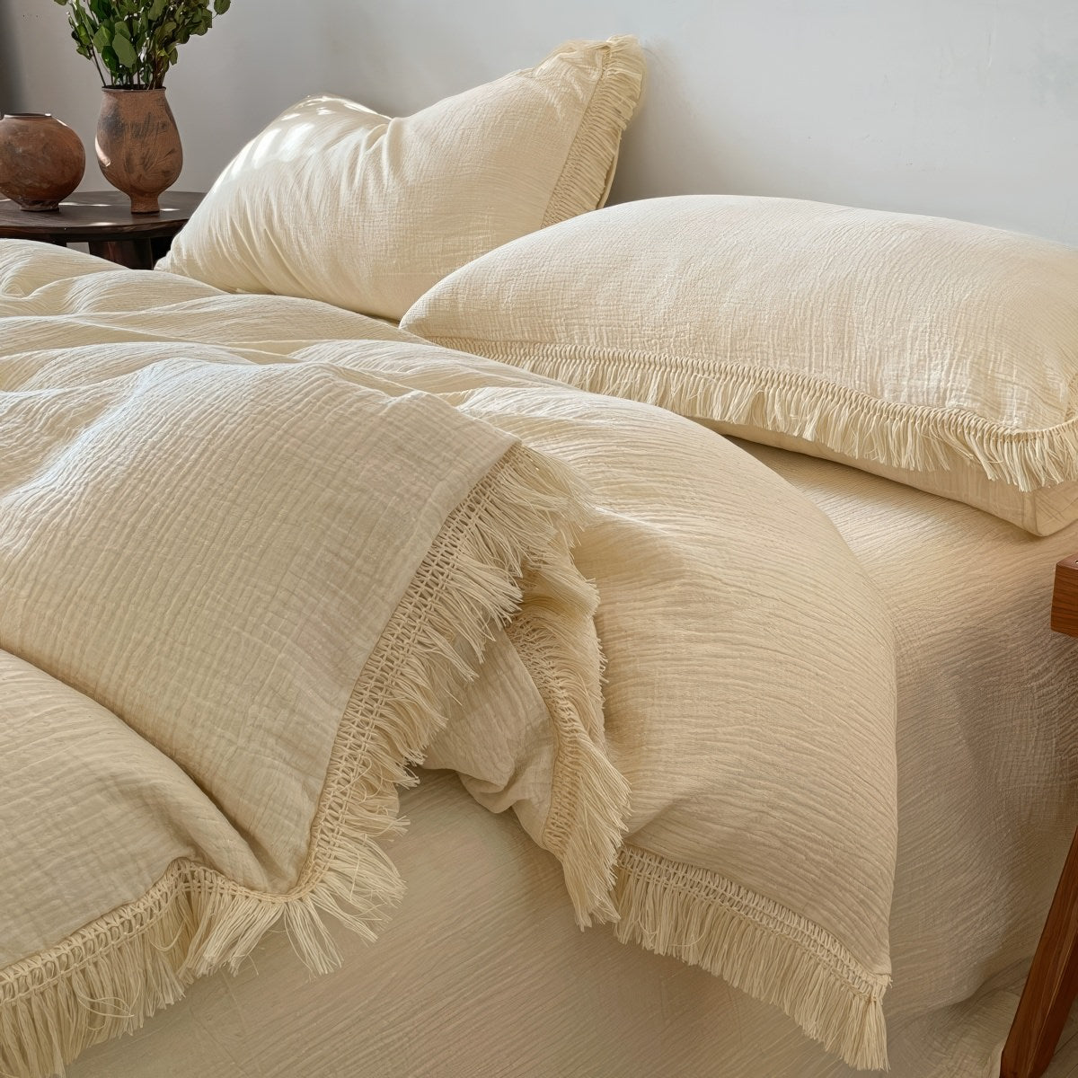 Fringe-Edge Bedding Set — Soft-Touch Cotton Duvet & Pillowcases — Lifestyle 1