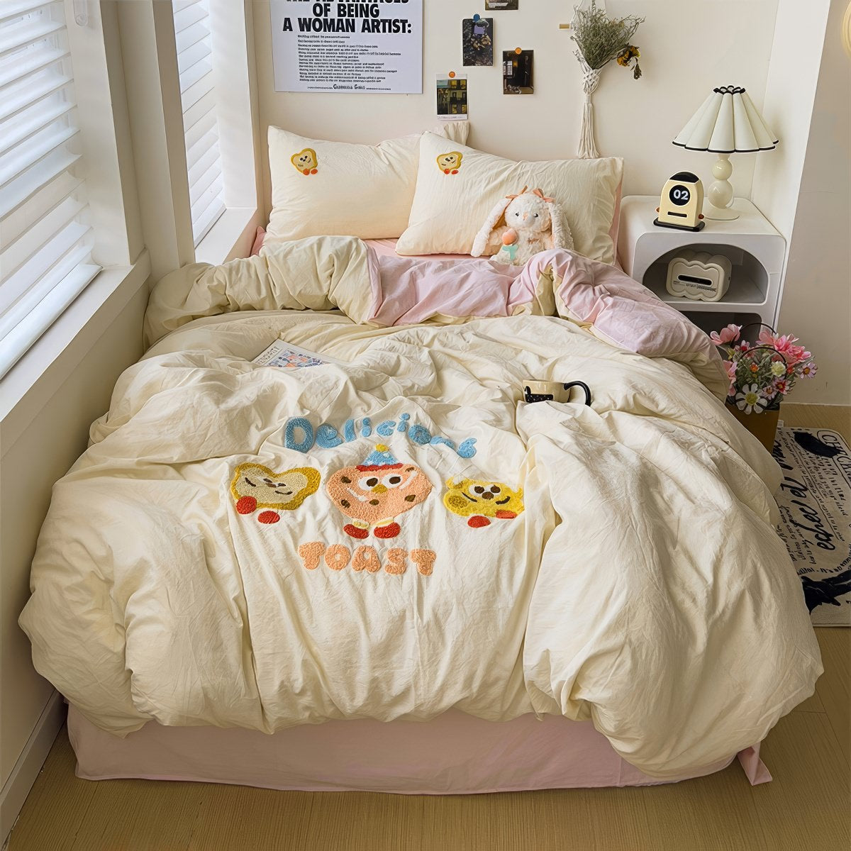 Cartoon Embroidered Toast Bread Bedding Set — Soft-Touch Cotton Duvet & Pillowcases — Detail
