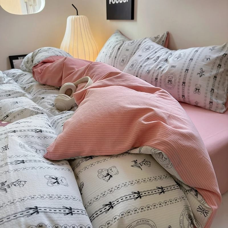 Print Dusty Pink Bedding Set — Soft-Touch Cotton Duvet & Pillowcases — Lifestyle 3