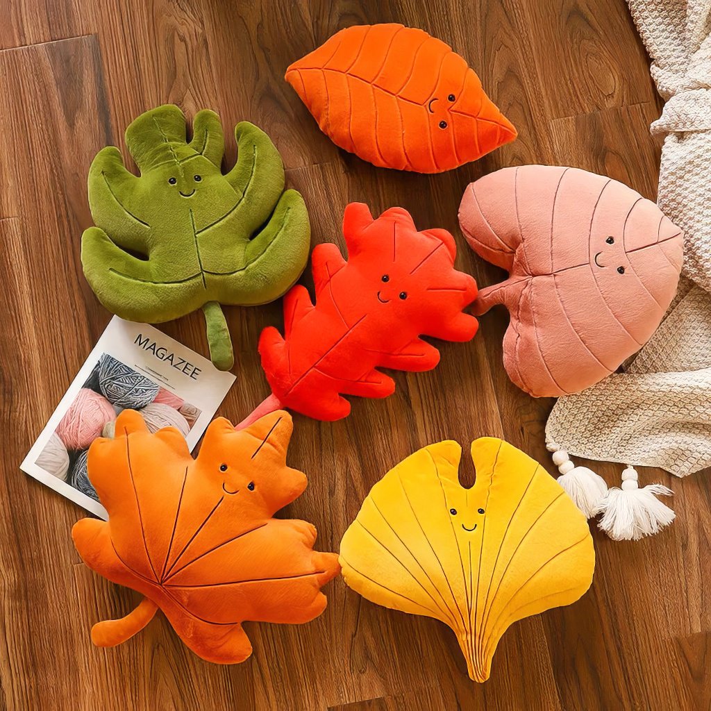 Fall Leaf Plush Cushions — Soft Autumn Throw Pillows for Bedroom Styling — Front view