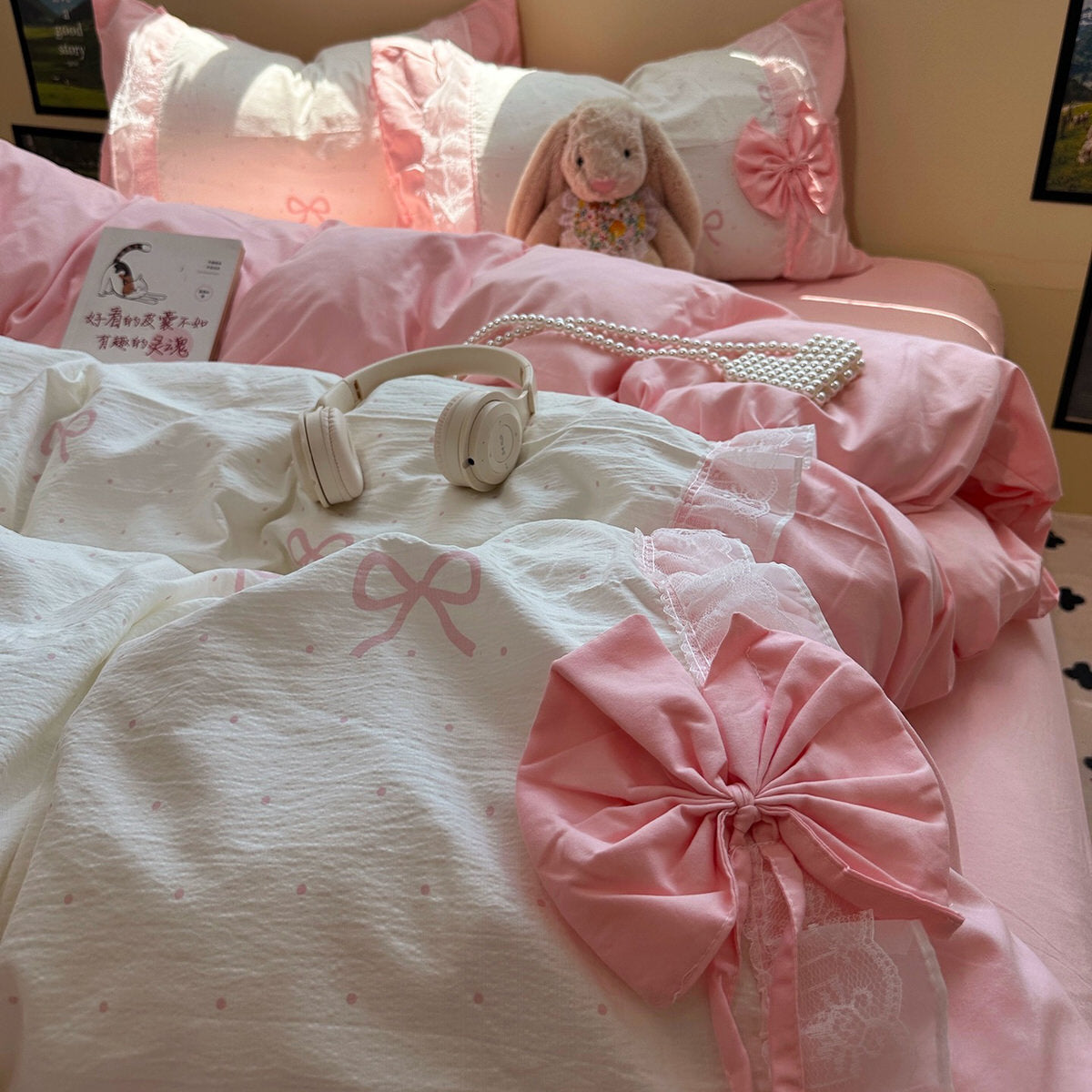 Giant Bow Bedding Set — Soft-Touch Cotton Duvet & Pillowcases — Lifestyle 3
