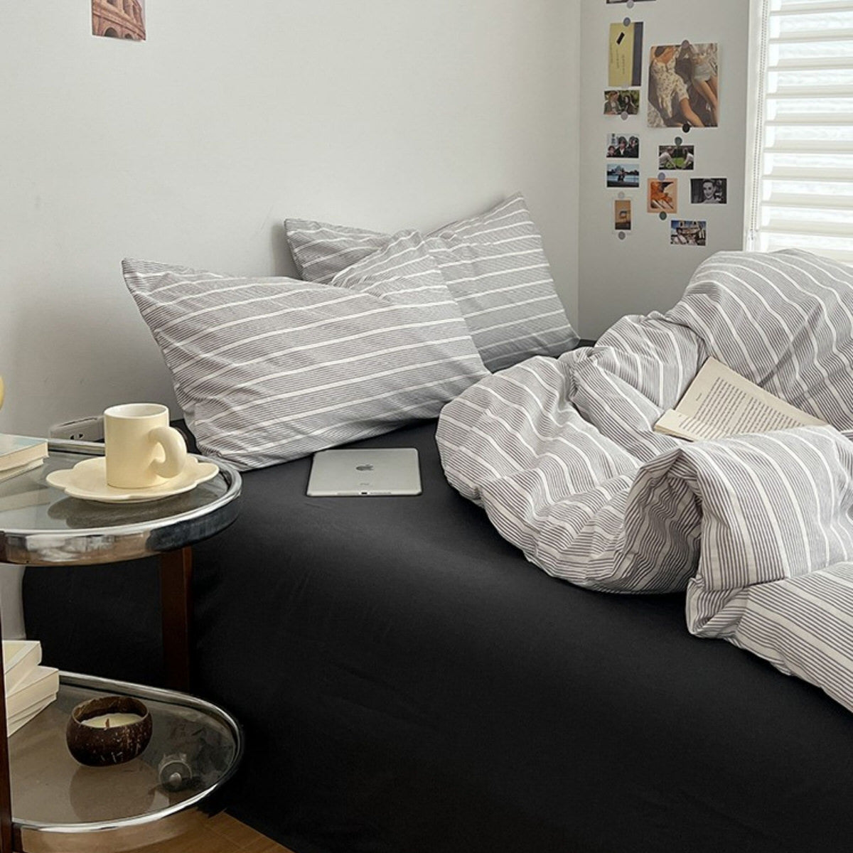 Minimalist Grey Pinstripe Bedding Set — Soft-Touch Cotton Duvet & Pillowcases — Detail