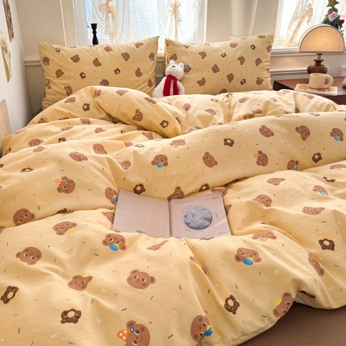 Happy Bears Bedding Set — Soft-Touch Cotton Duvet & Pillowcases — Detail