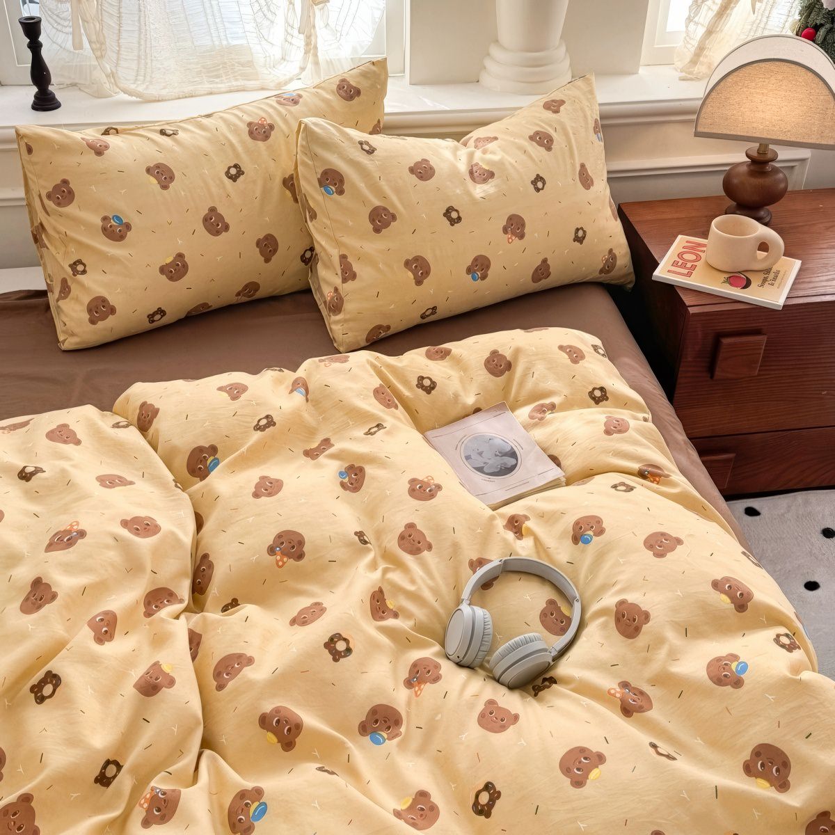 Happy Bears Bedding Set — Soft-Touch Cotton Duvet & Pillowcases — Lifestyle 2