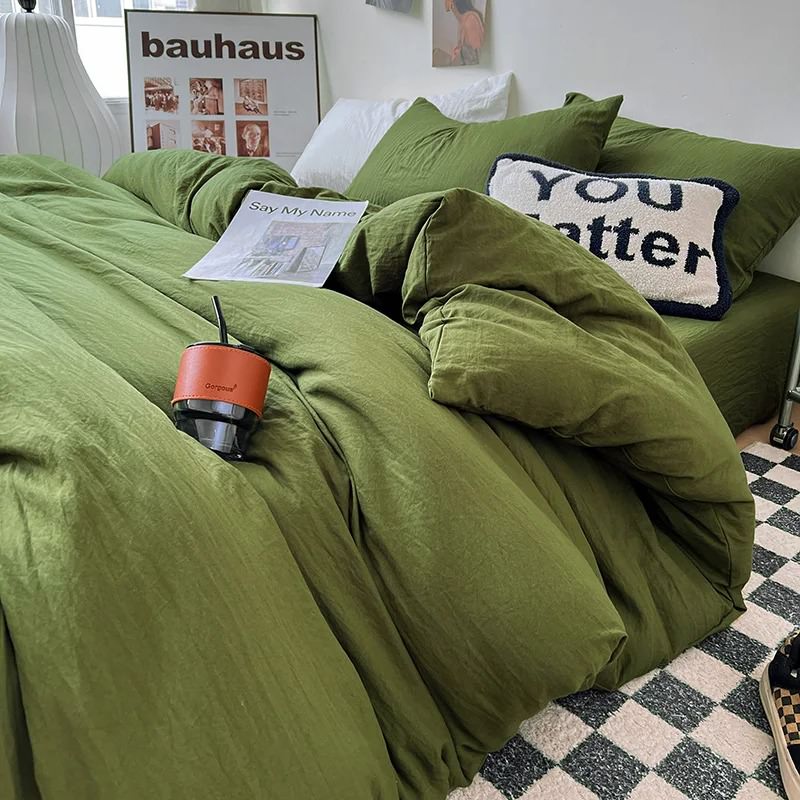 Crumpled Solid Color Sheets Bedding Set — Detail