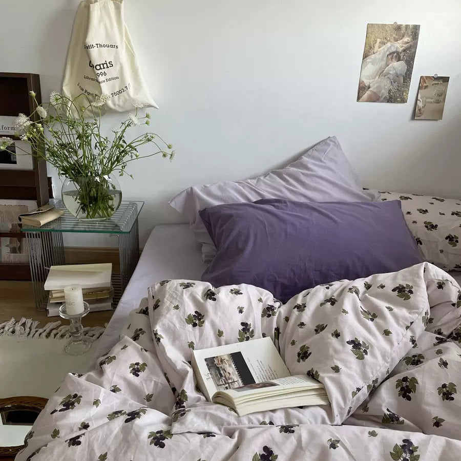 Purple Grape Vine Vintage Bedding Set — Soft-Touch Cotton Duvet & Pillowcases — Lifestyle 4