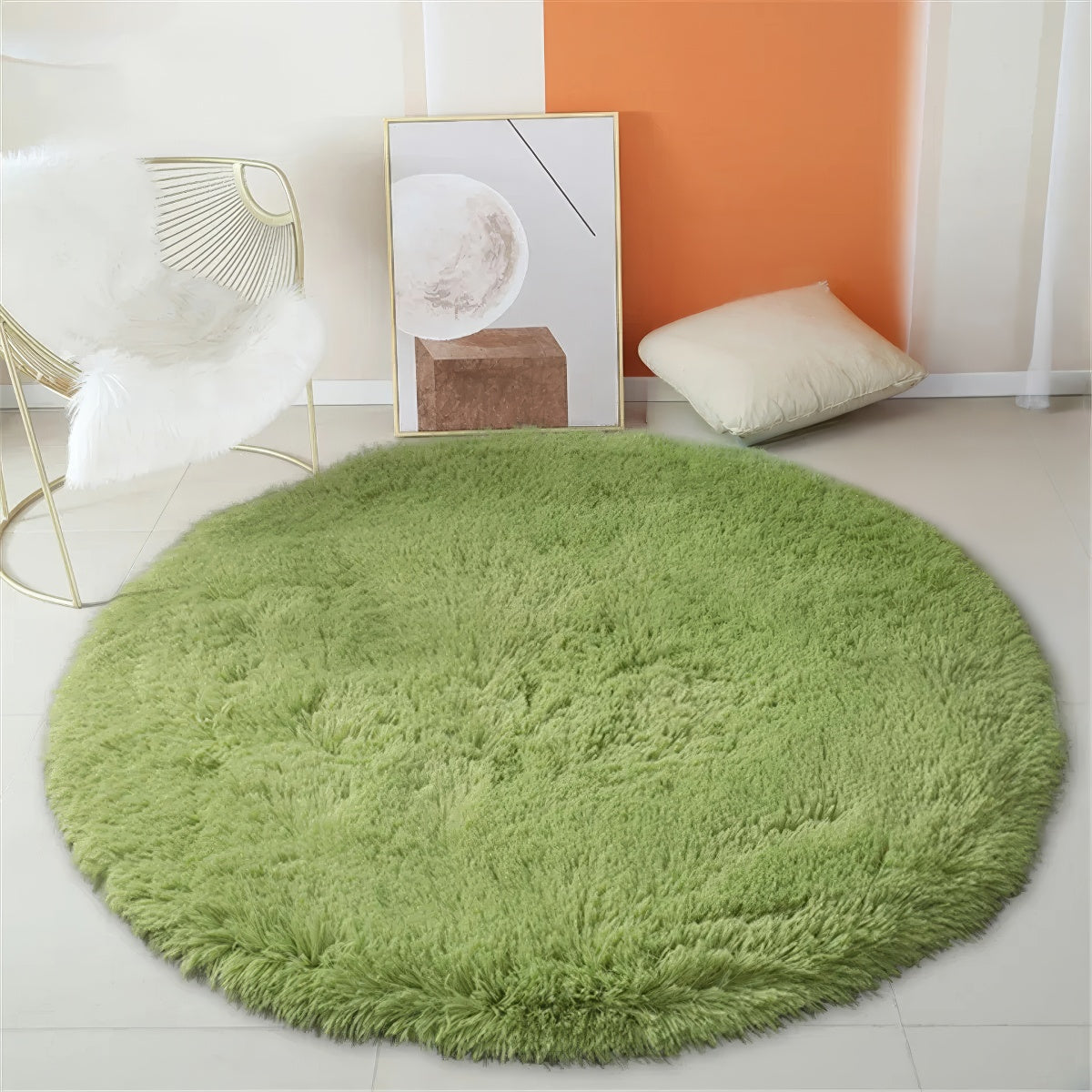 Round Green Grass Rug — Soft Accent Rug for Bedroom Layering — Detail