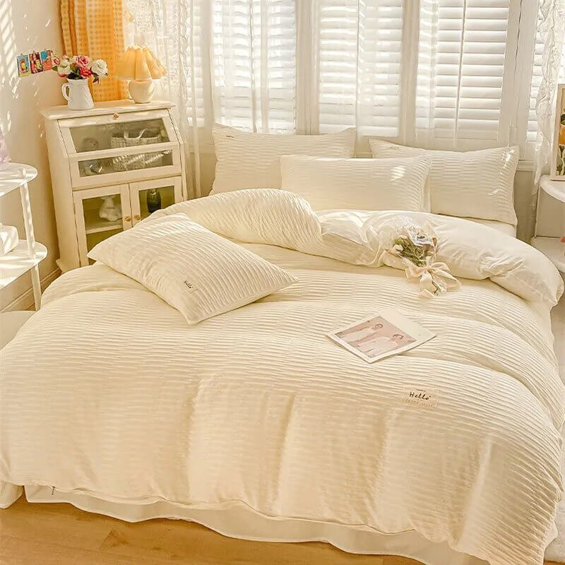 Seersucker Fabric Bedding Set — Soft-Touch Cotton Duvet & Pillowcases — Lifestyle 4