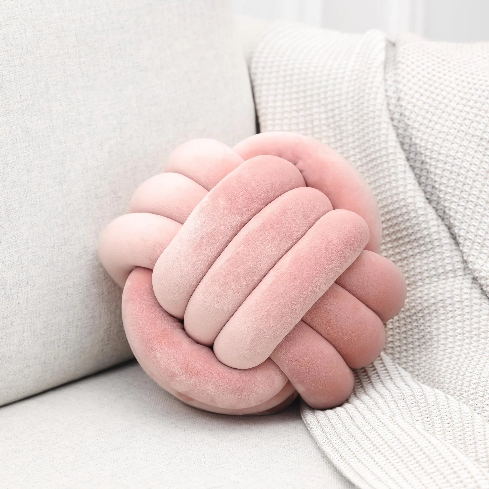 Nordic-Inspired Woven Knot Throw Pillow for Sleep and Relaxation - Available in Black, White, Blue, Pink; Small and Large Siz