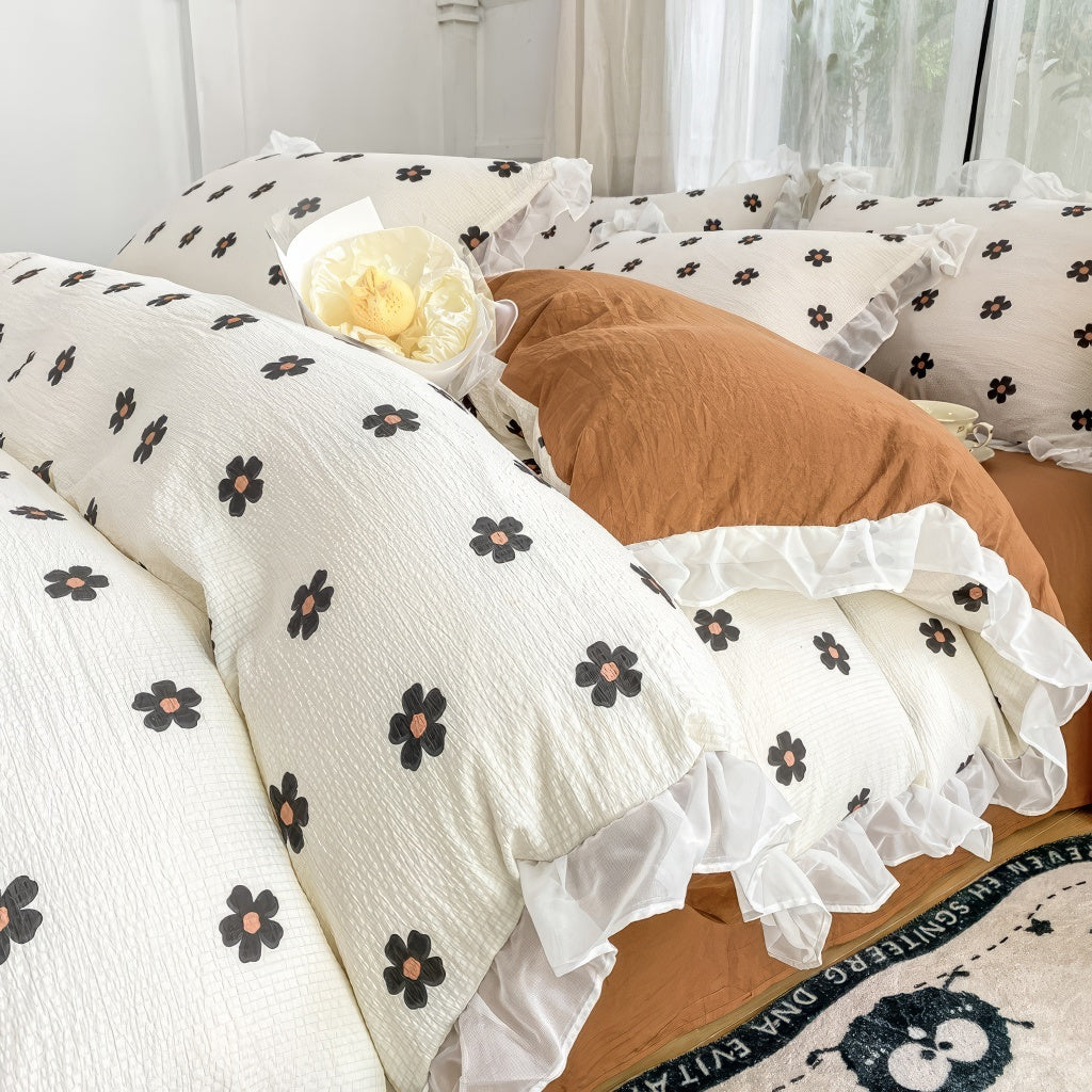 Spring Flowers Print Lace Bedding Set — Soft-Touch Cotton Duvet & Pillowcases — Lifestyle 3