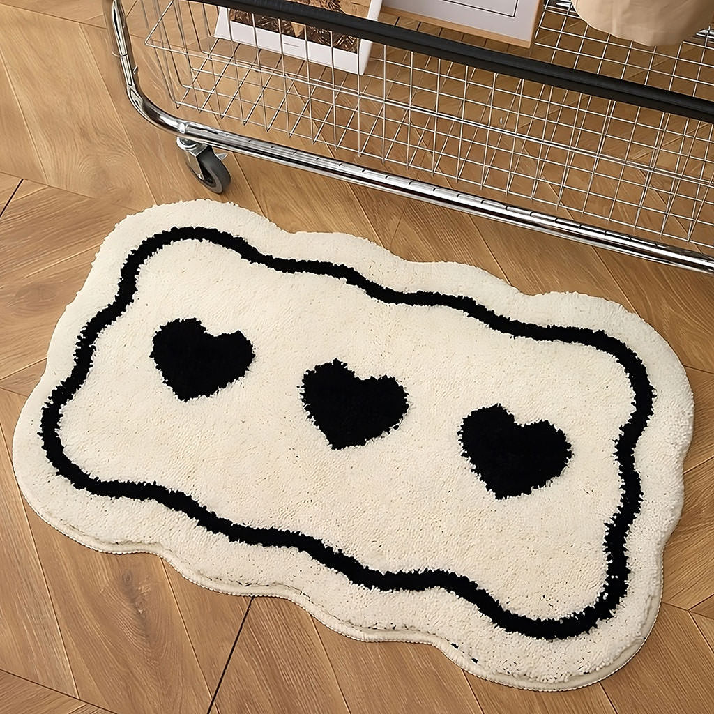 Three Hearts Black & White Tufted Rug — Soft Accent Rug for Bedroom Layering — Detail