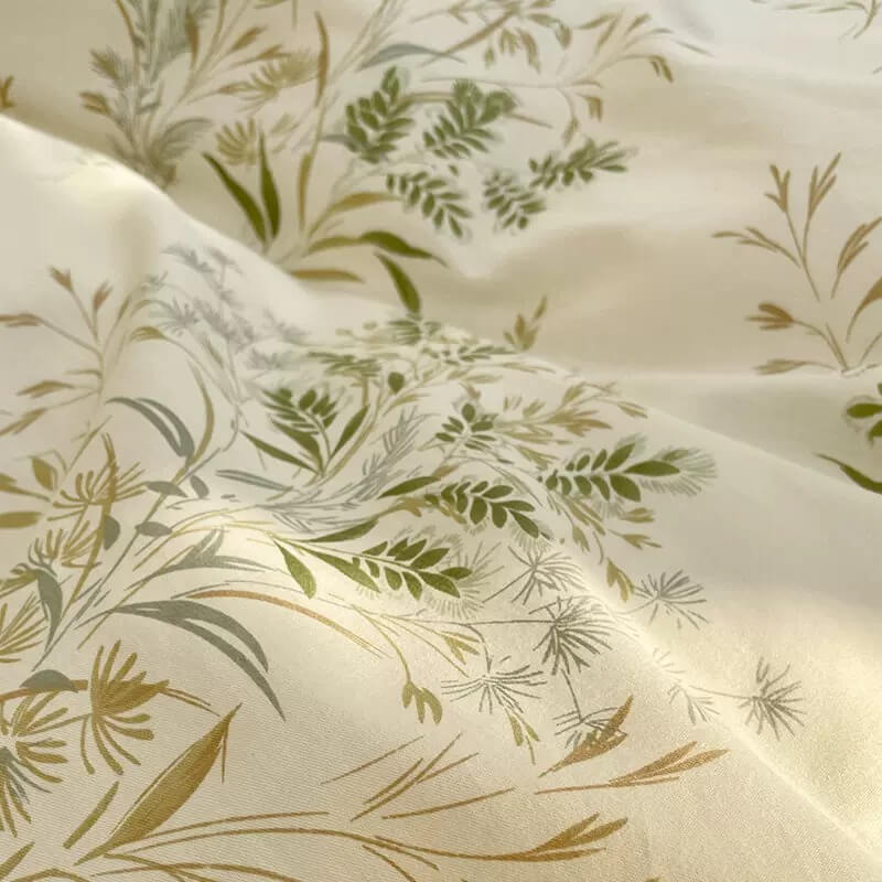 Vintage Pale Floral Print Bedding Set — Soft-Touch Cotton Duvet & Pillowcases — Lifestyle 4