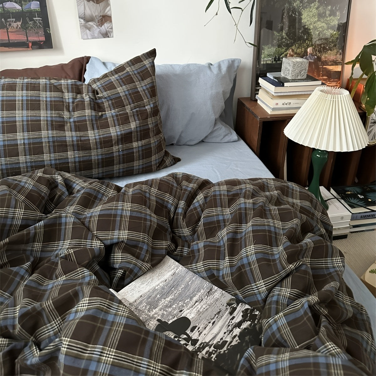 Vintage Plaid Bedding Set — Soft-Touch Cotton Duvet & Pillowcases — Lifestyle 6