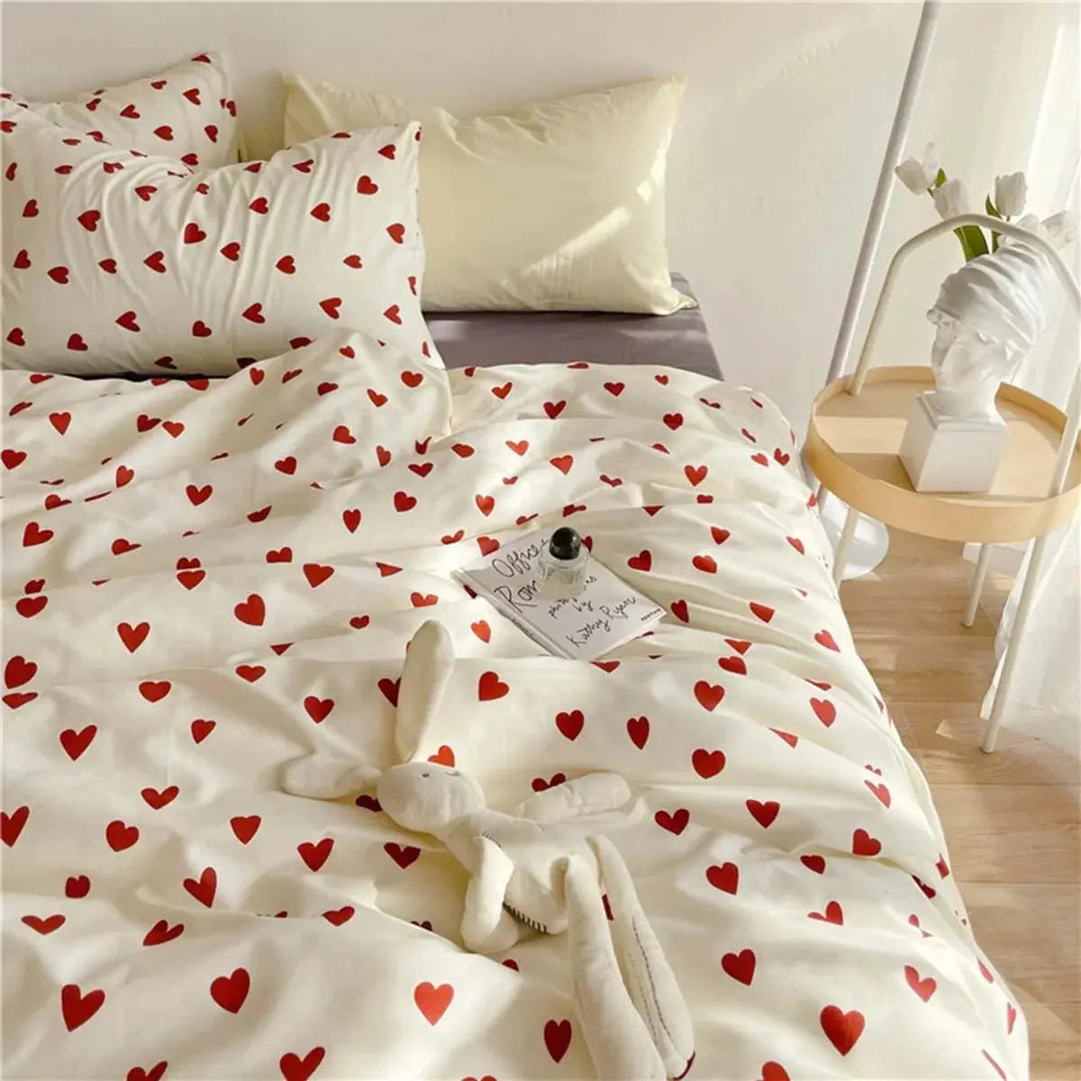 Korean Love Heart Bedding Set - 4 Piece Collection in Multiple Sizes for Comfortable Sleep — Lifestyle 1