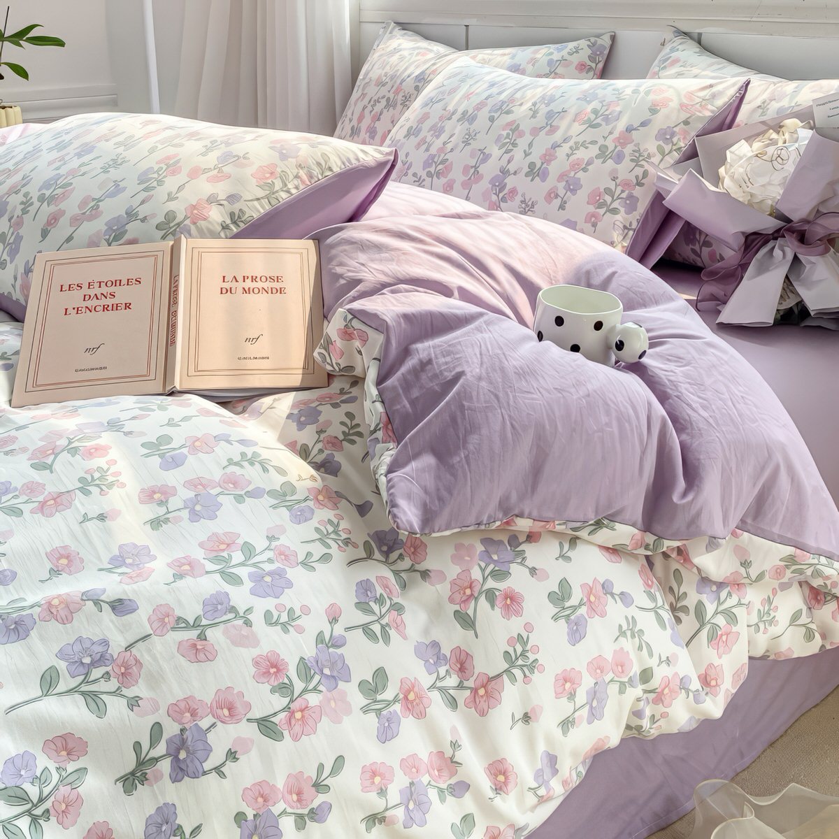 Lavender Floral Bedding Set — Soft-Touch Cotton Duvet & Pillowcases — Detail