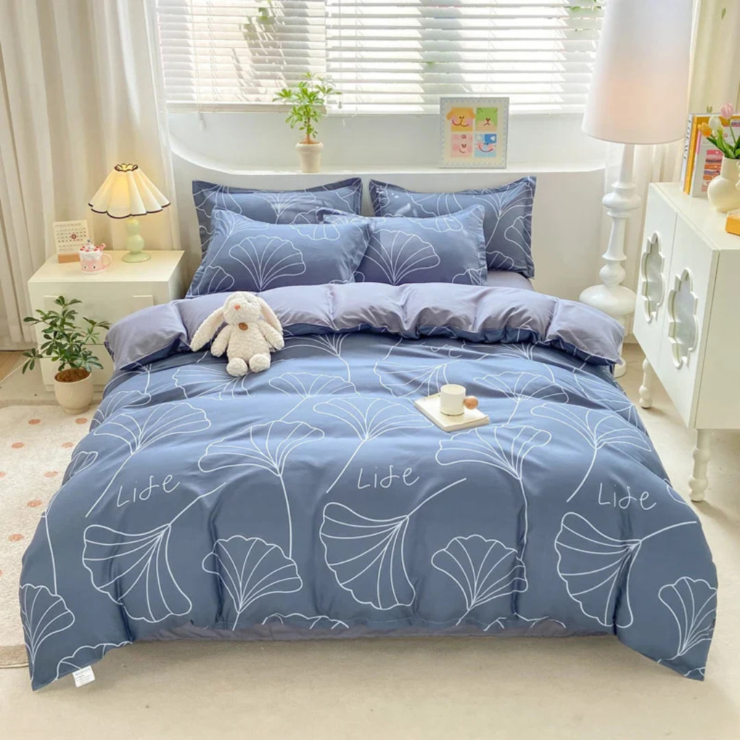 Botanical Line-Art Quilt Cover Set — Soft Cotton-Blend Bedding — Detail