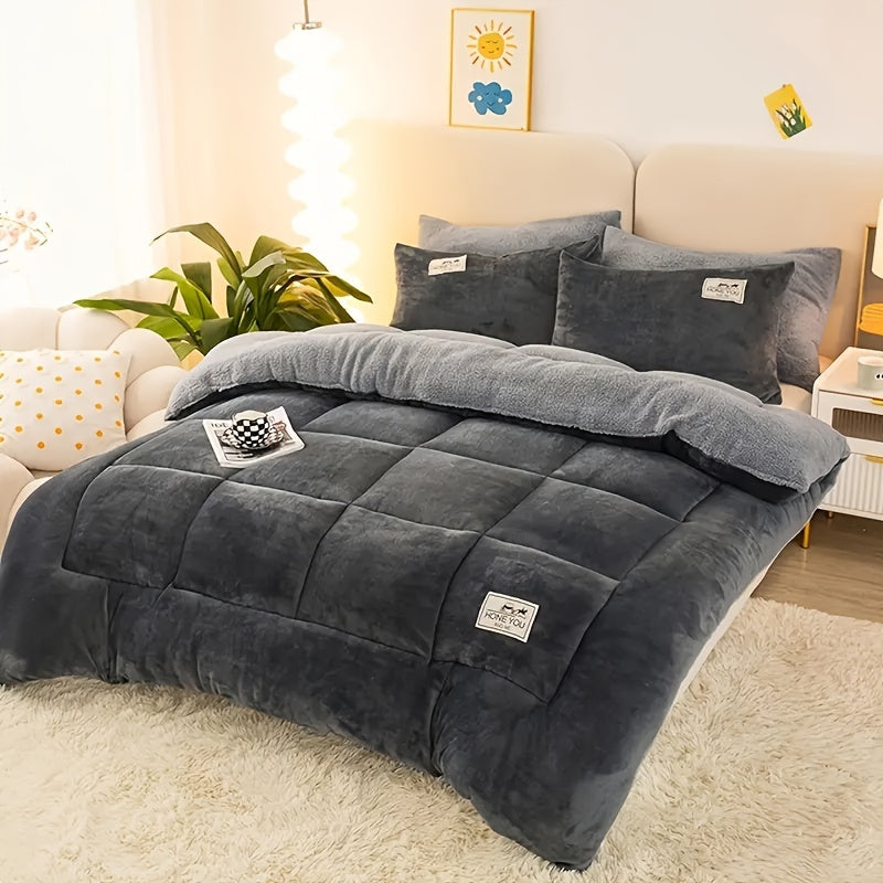 Plush Fleece Winter Quilt — Thick Dual-Sided Duvet — Front view