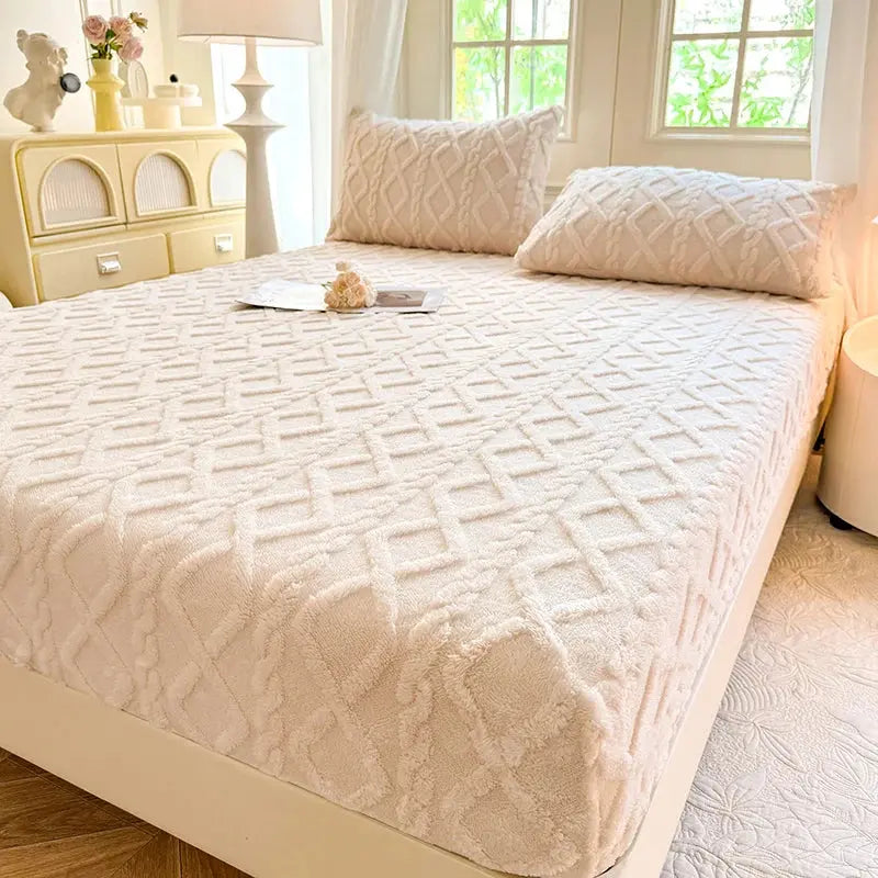 Ultra-Soft Textured Fitted Bed Sheet in Beige, Gray, Green, or Pink - Available in Multiple Sizes for Comfortable Sleep — Lif