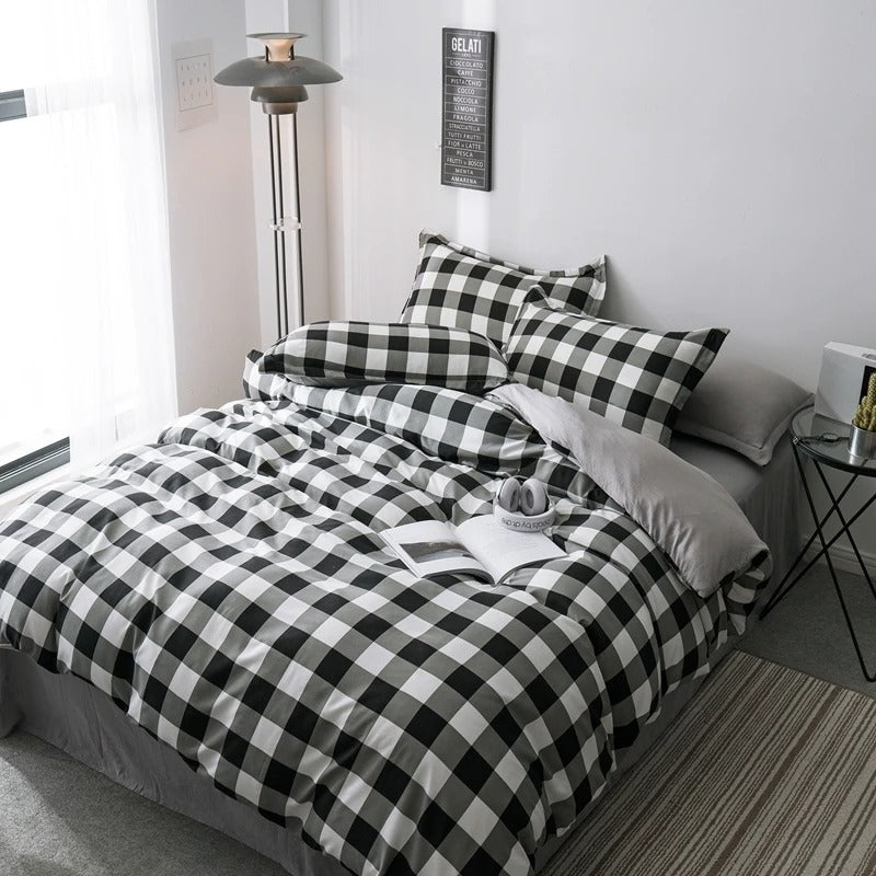 Heavy Grid Bedding Set — Soft-Touch Cotton Duvet & Pillowcases — Detail