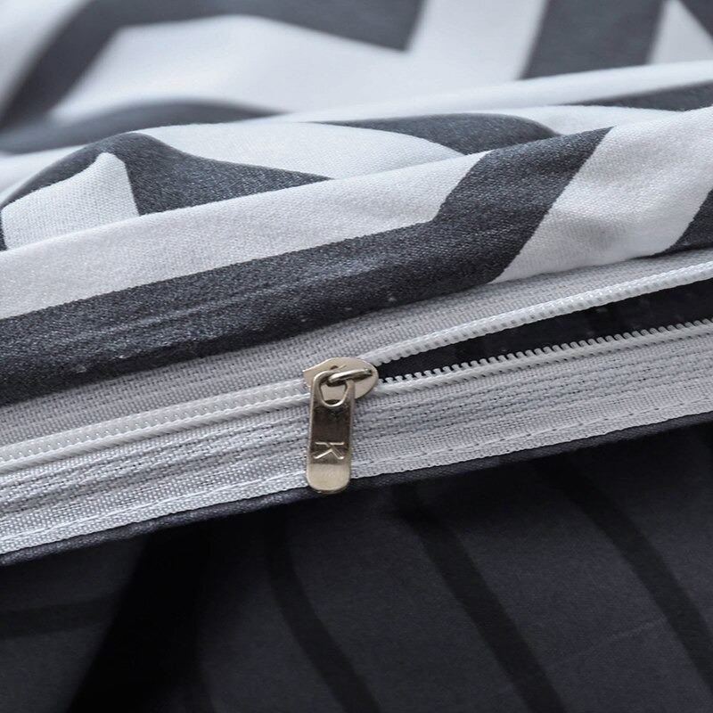 Aztec Geometric Bedding Set — Soft-Touch Cotton Duvet & Pillowcases — Lifestyle 4