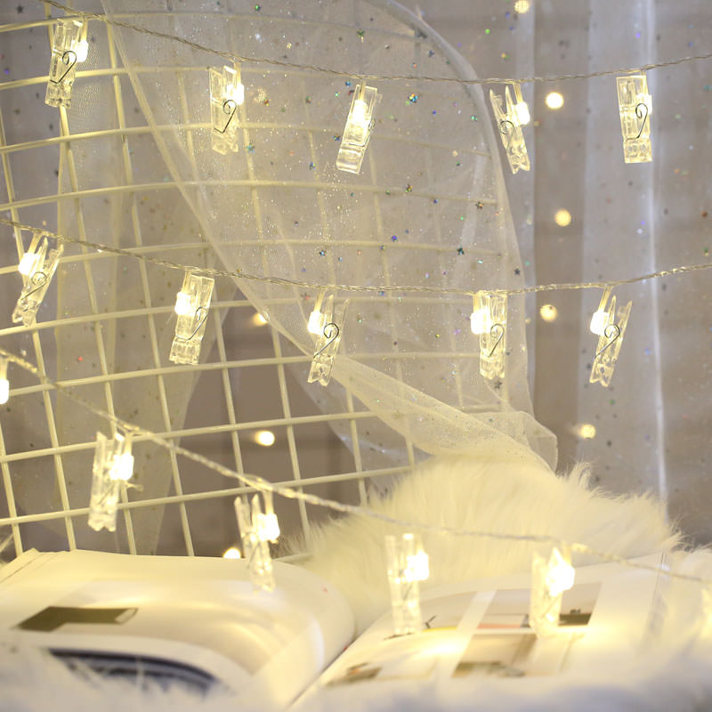 Battery Powered Clip String Light — Warm LED Mood Lighting for Bedside — Detail