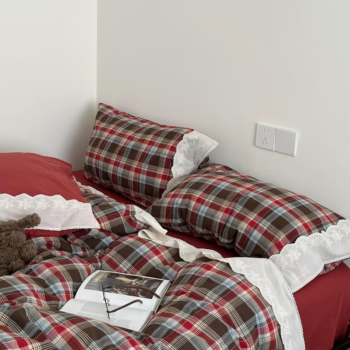 Bavarian Plaid Ruffled Bedding Set — Front view