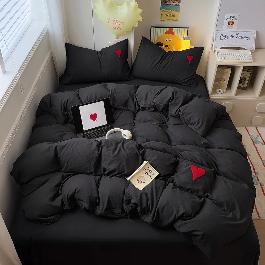 Black Washed Cotton Bedding Set With Red Embroidered Heart — Detail