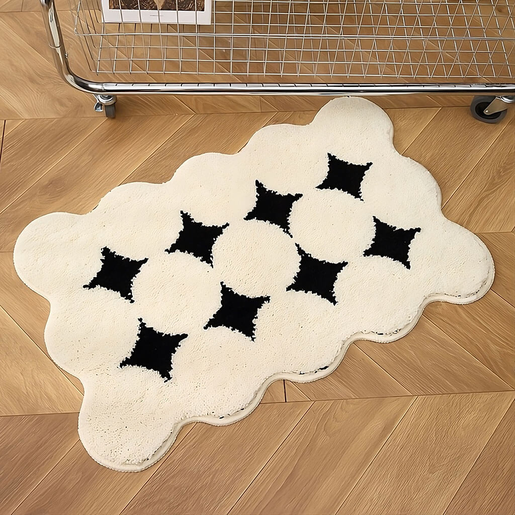 Black & White Circles Tufted Rug — Soft Accent Rug for Bedroom Layering — Detail
