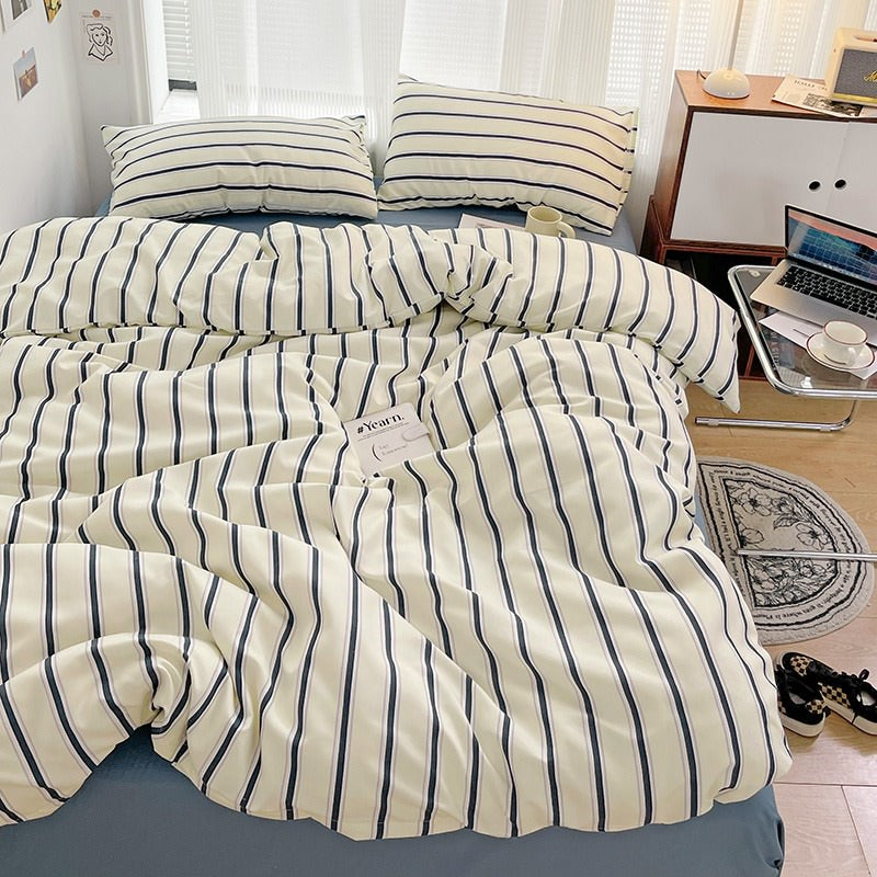 Blue Striped Minimalist Bedding Set — Soft-Touch Cotton Duvet & Pillowcases — Detail
