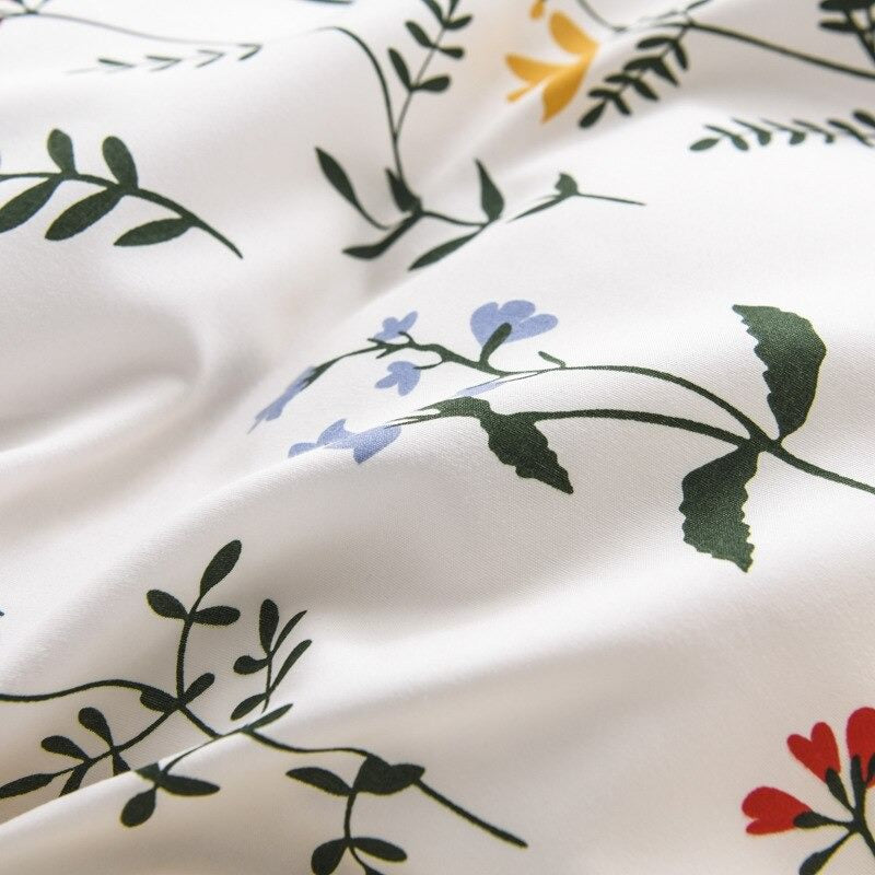 Fresh Floral Bedding Set — Soft-Touch Cotton Duvet & Pillowcases — Lifestyle 5