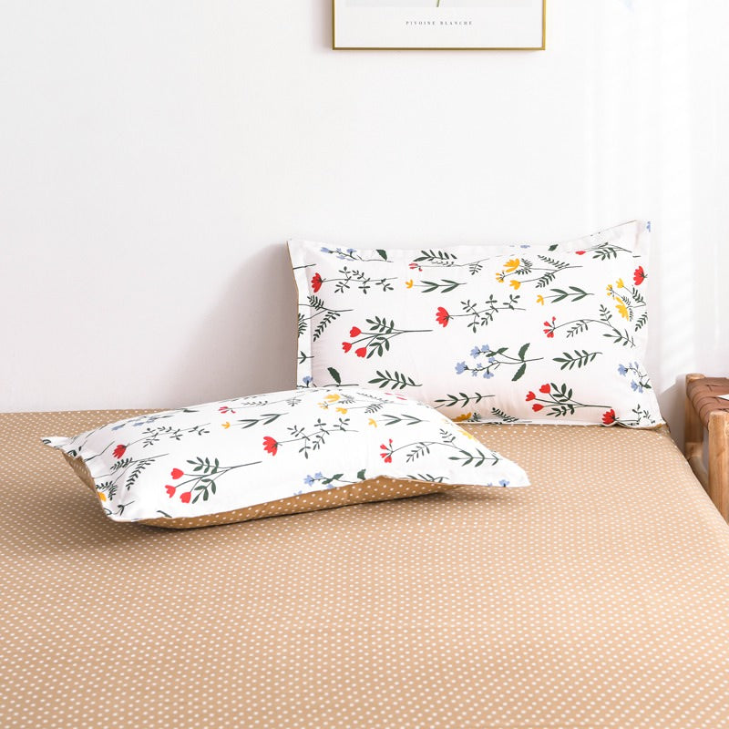 Fresh Floral Bedding Set — Soft-Touch Cotton Duvet & Pillowcases — Lifestyle 6