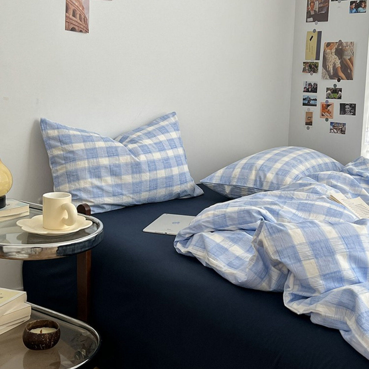 Cloud Blue Gingham Check Bedding Set — Soft-Touch Cotton Duvet & Pillowcases — Detail