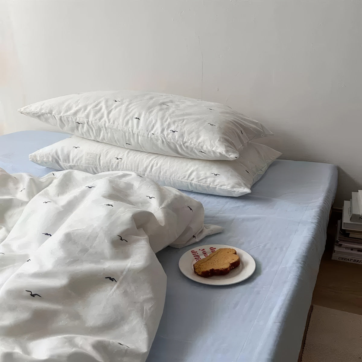 Coastal Bedding Set — Soft-Touch Cotton Duvet & Pillowcases — Lifestyle 4