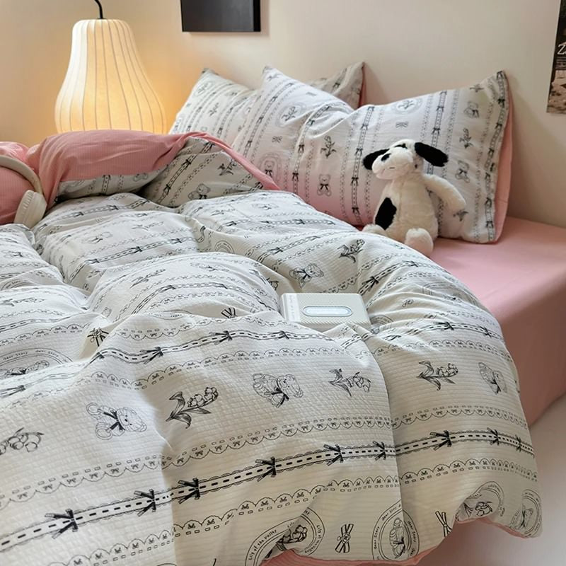 Print Dusty Pink Bedding Set — Soft-Touch Cotton Duvet & Pillowcases — Lifestyle 1