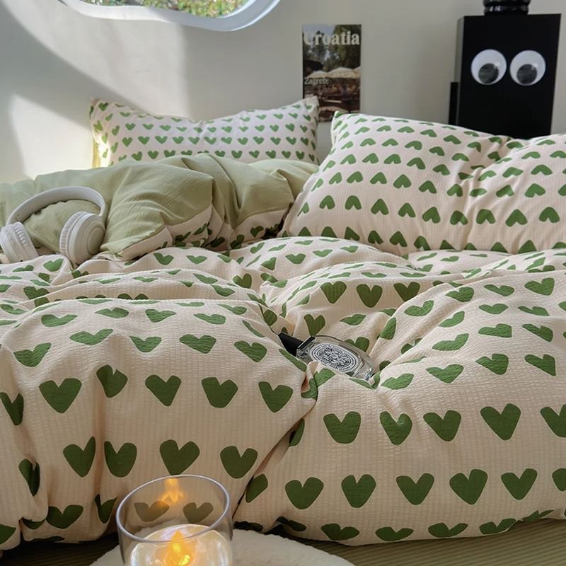Little Green Hearts Pattern Bedding Set — Soft-Touch Cotton Duvet & Pillowcases — Lifestyle 3