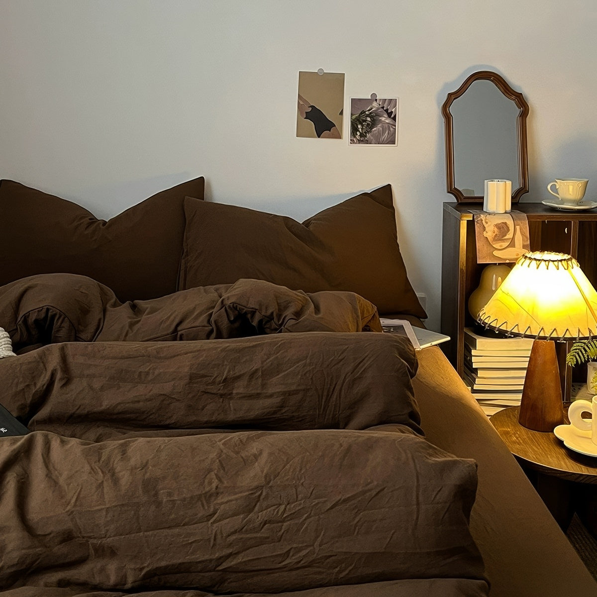 Dark Brown Shades Bedding Set — Soft-Touch Cotton Duvet & Pillowcases — Detail