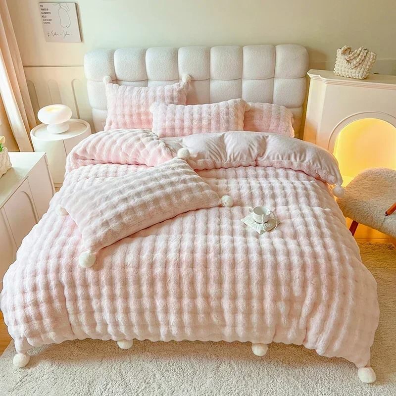 Faux Fur Warm Fluffy Bedding Set — Soft-Touch Cotton Duvet & Pillowcases — Front view