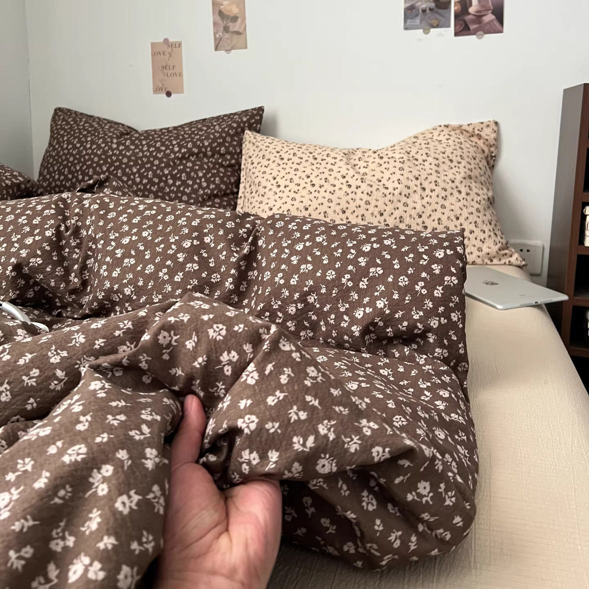 Vintage Brown Floral Bedding Set — Crinkled Cotton-Blend Duvet Cover for Neutral Bedrooms — Lifestyle 4