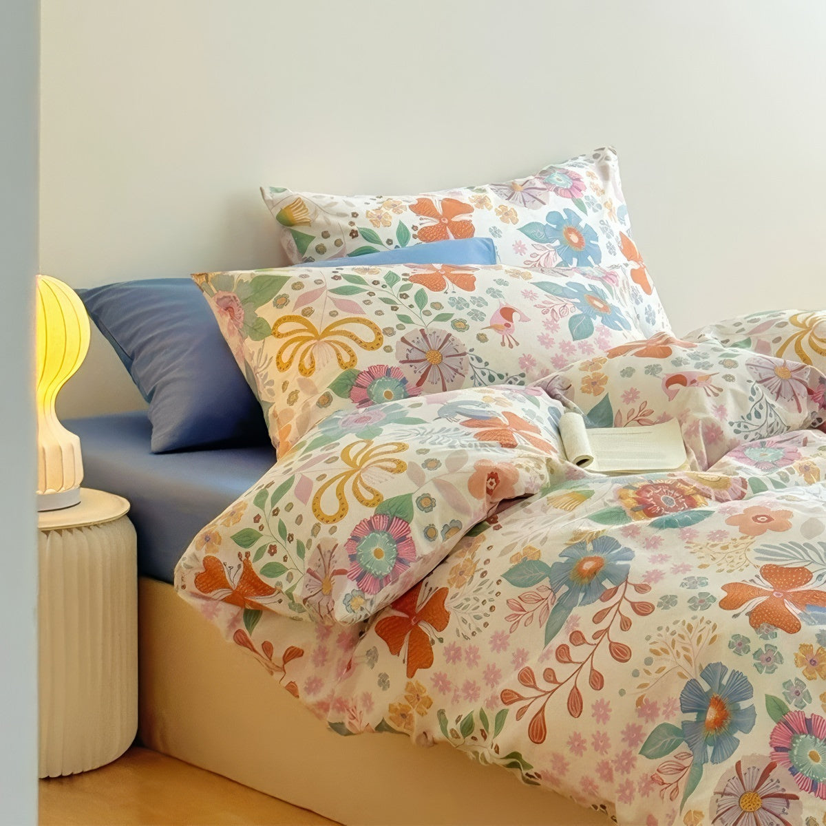 Funky Flowers Bedding Set — Soft-Touch Cotton Duvet & Pillowcases — Lifestyle 3