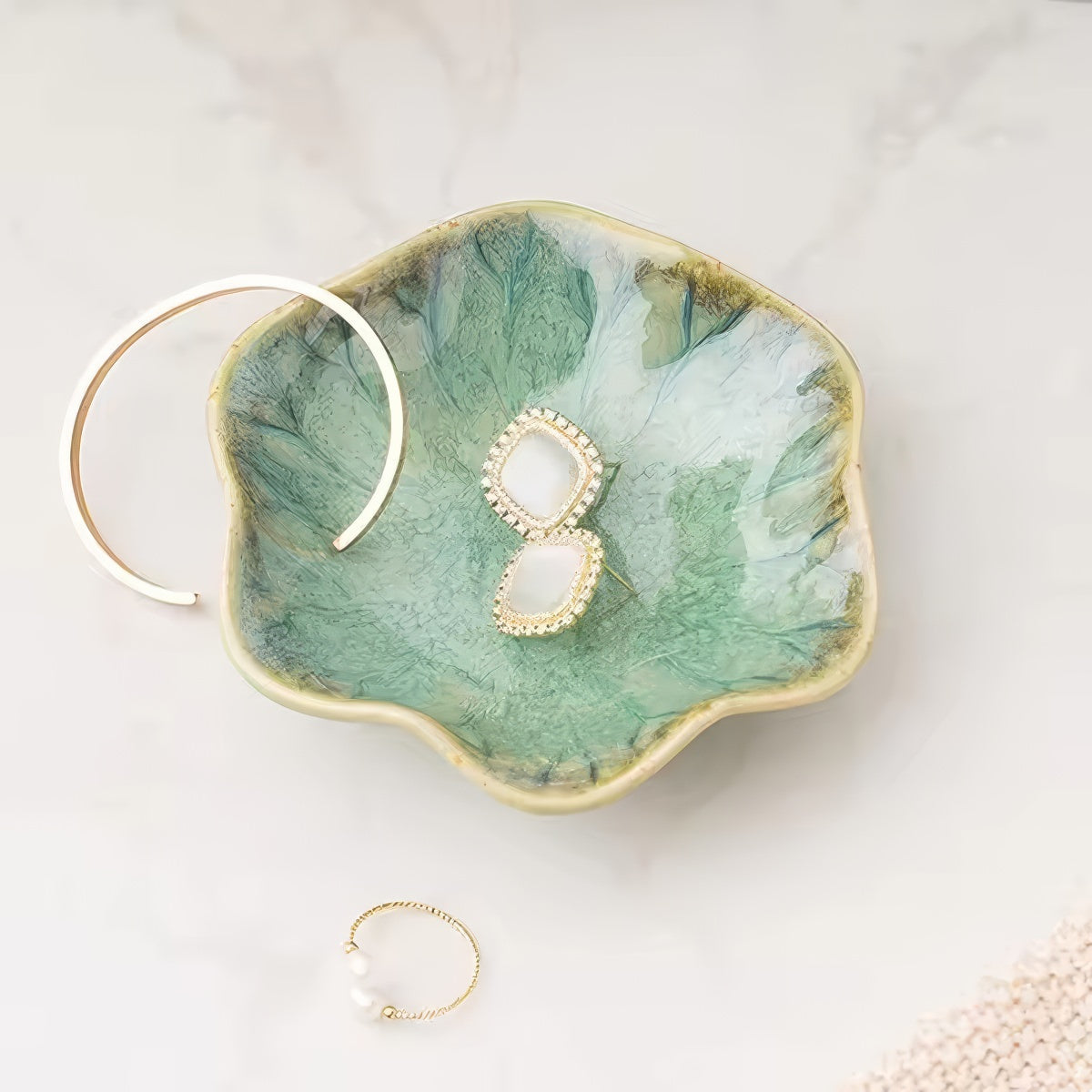 Petal Ceramic Jewelry Tray — Crackle-Glaze Catch-All for Vanity Styling — Detail