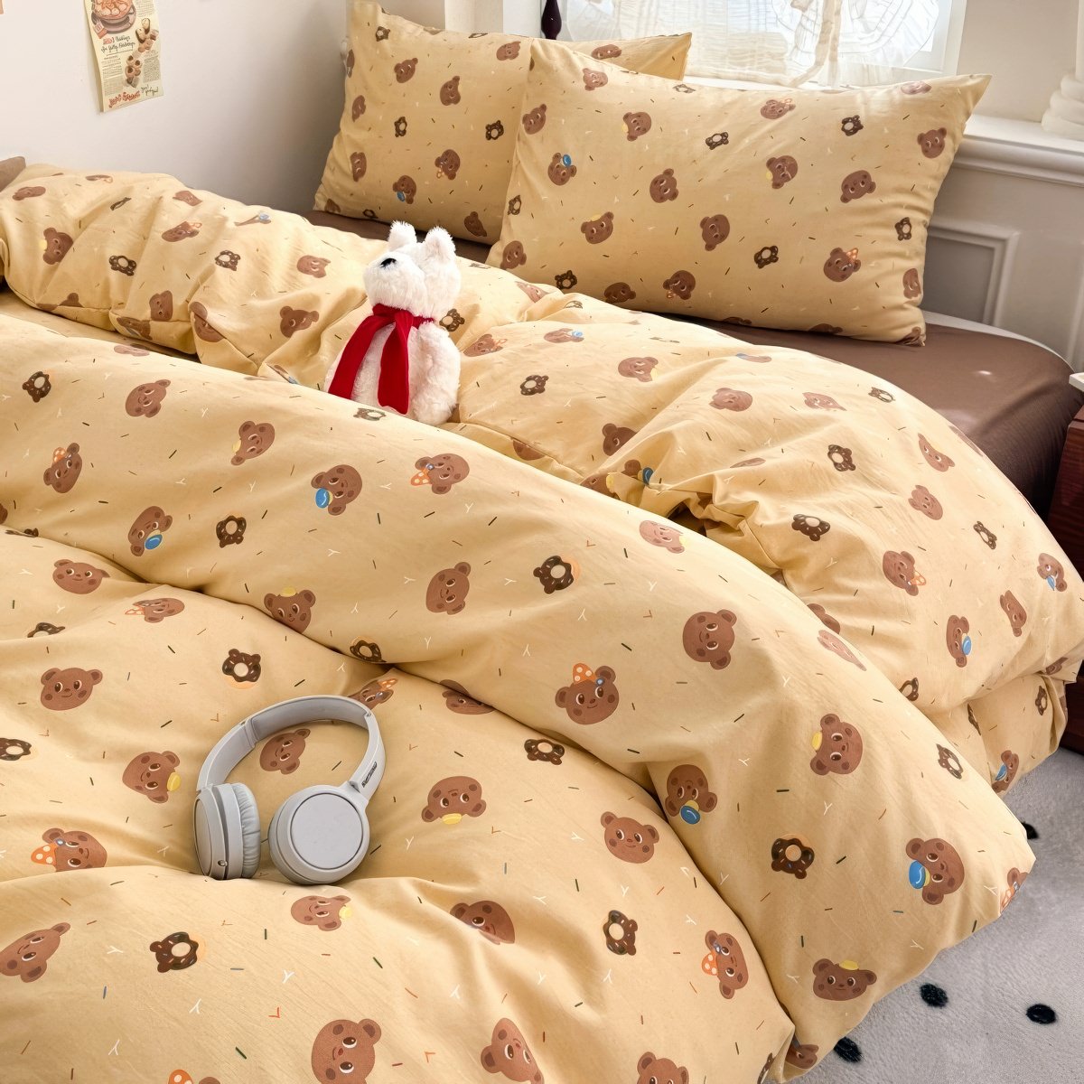 Happy Bears Bedding Set — Soft-Touch Cotton Duvet & Pillowcases — Lifestyle 1
